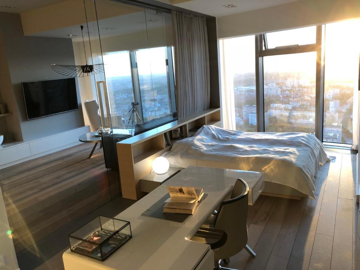 Vantage Point Apartament Sky Tower Breslavia Exterior foto